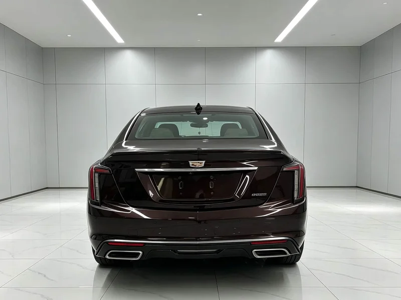 Cadillac CT5 — фото 12