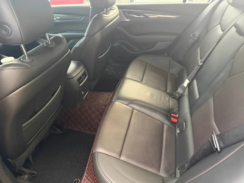 Cadillac CT5 — фото 19