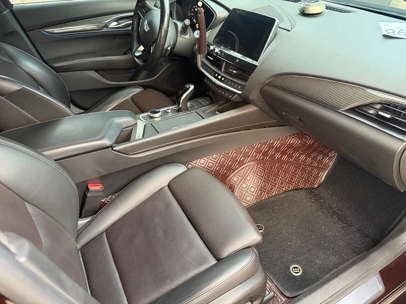 Cadillac CT5 — фото 27