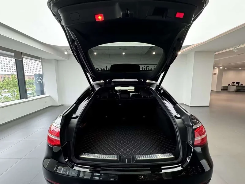 Mercedes-Benz GLC Coupe AMG — фото 8