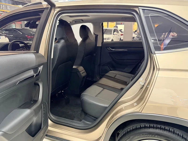 Skoda Kamiq — фото 11