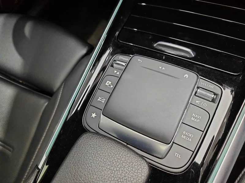 Mercedes-Benz GLA — фото 16