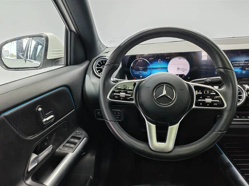Mercedes-Benz GLA — фото 9
