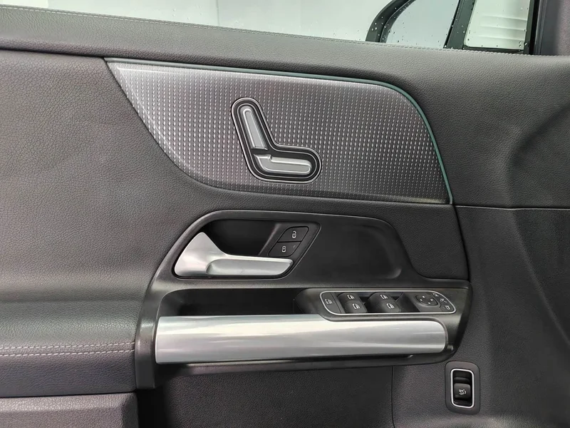 Mercedes-Benz GLA — фото 17