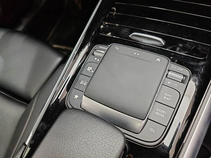 Mercedes-Benz GLA — фото 18