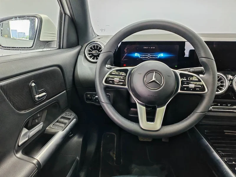 Mercedes-Benz GLA — фото 9