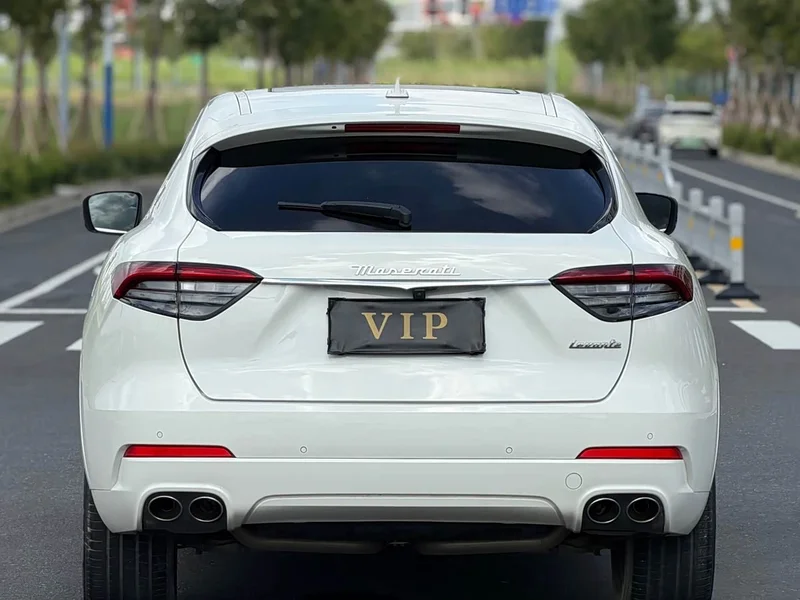 Maserati Levante — фото 9