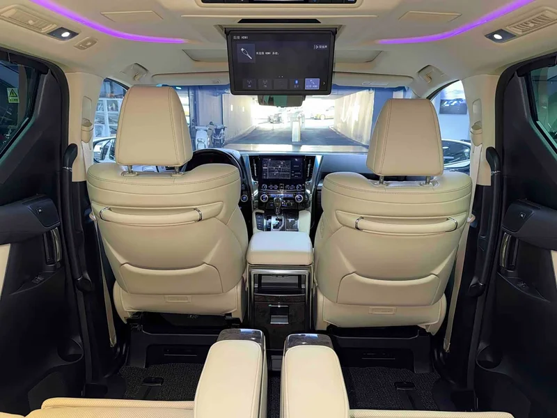 Toyota Vellfire — фото 21