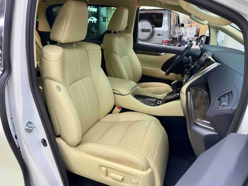 Toyota Vellfire — фото 25
