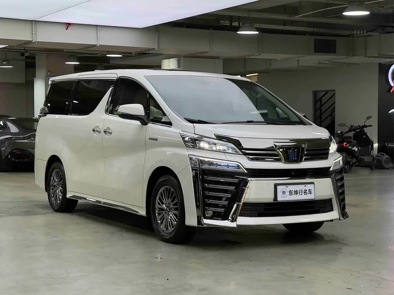 Toyota Vellfire — фото 3