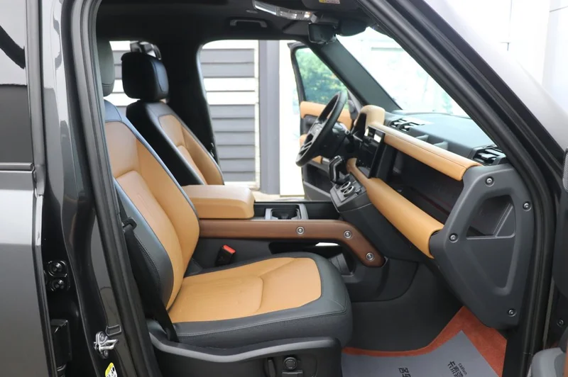 Land Rover Defender — фото 21
