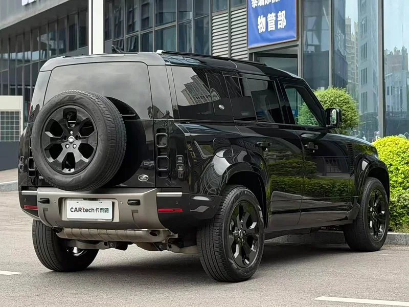 Land Rover Defender — фото 3