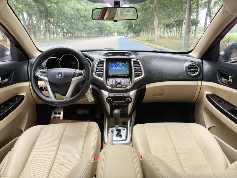 Changan Eado — фото 13
