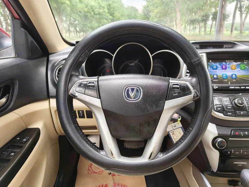 Changan Eado — фото 14