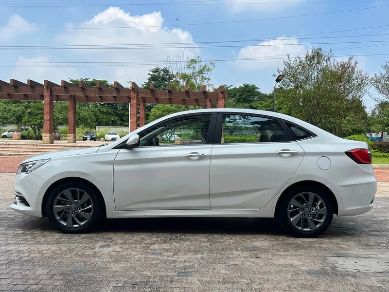 Changan Eado — фото 14