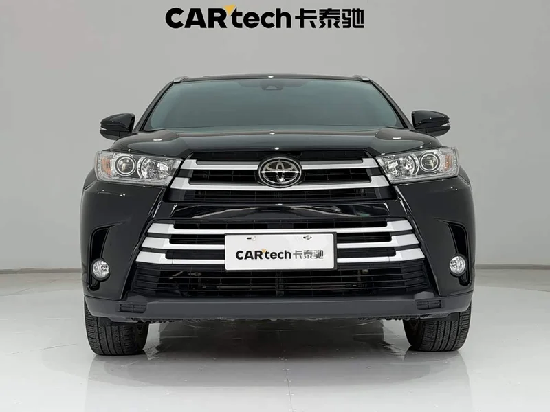 Toyota Highlander — фото 3
