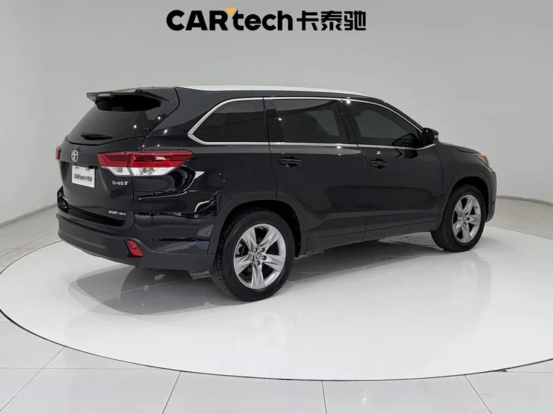 Toyota Highlander — фото 5