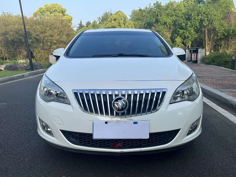 Buick Excelle — фото 2