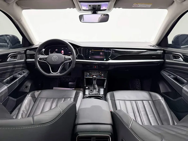 Volkswagen Passat — фото 13