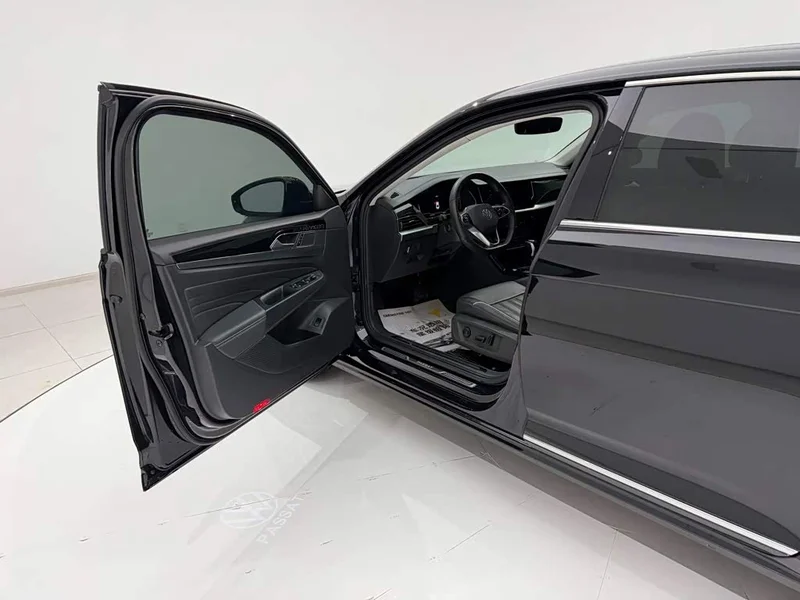 Volkswagen Passat — фото 24
