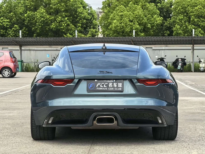 Jaguar F-TYPE — фото 4