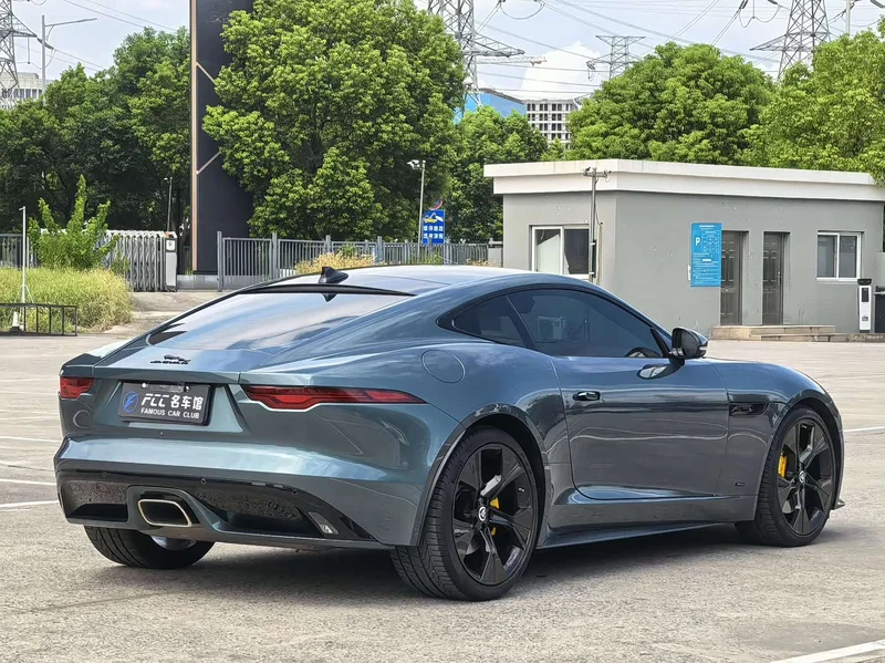 Jaguar F-TYPE — фото 5