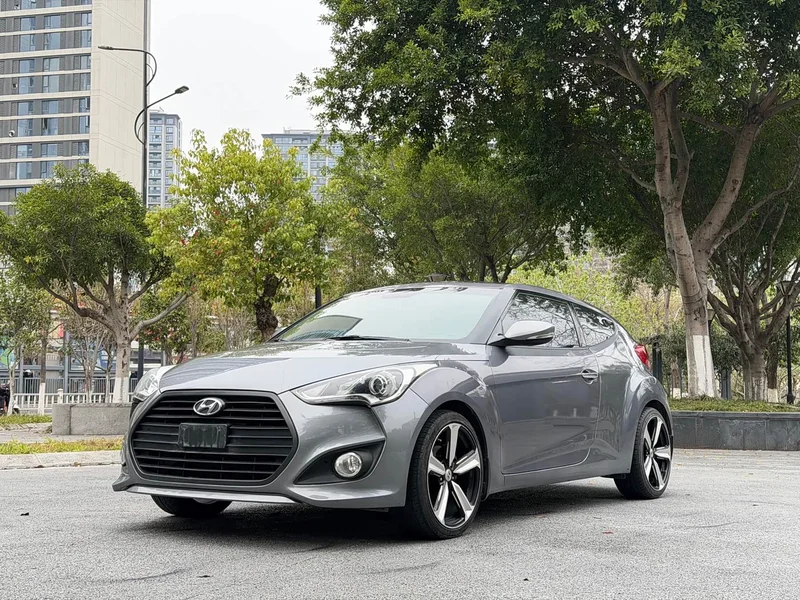 Hyundai Veloster