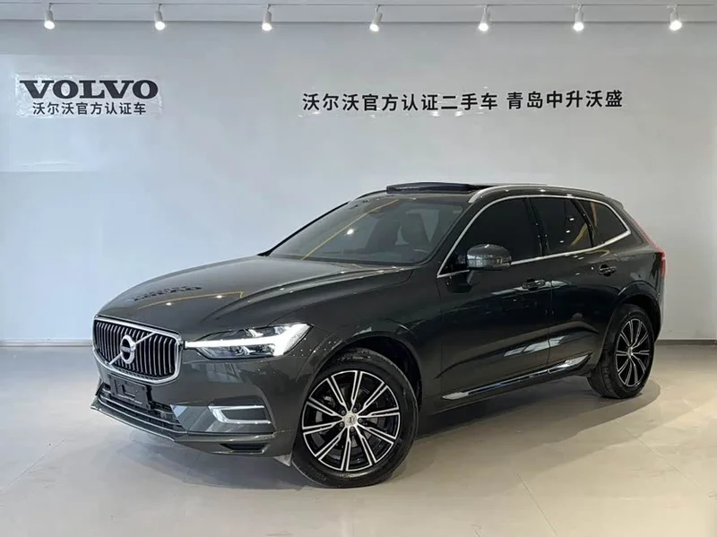 Volvo XC60 — фото 1