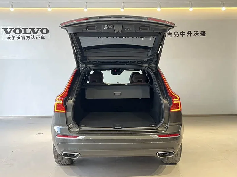 Volvo XC60 — фото 6
