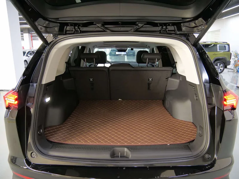 Buick Envision Plus — фото 13