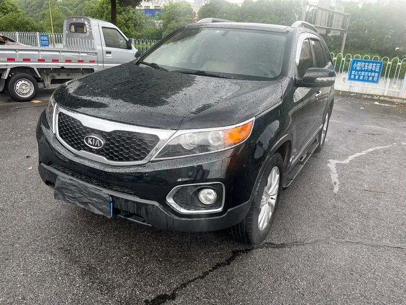 Kia Sorento — фото 1