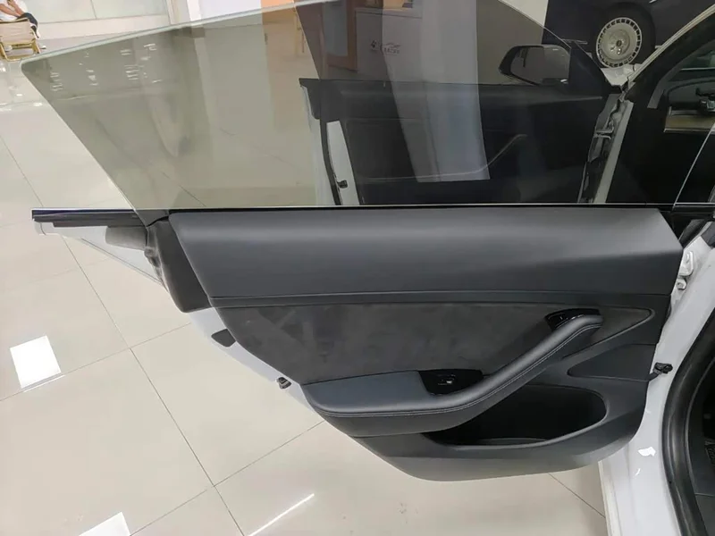 Tesla Model 3 — фото 19