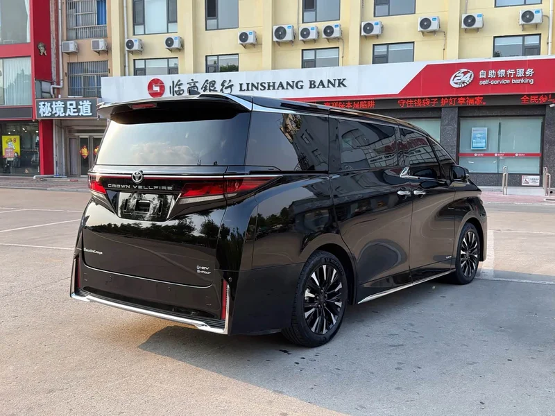 Toyota Vellfire — фото 18