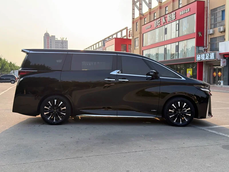 Toyota Vellfire — фото 19