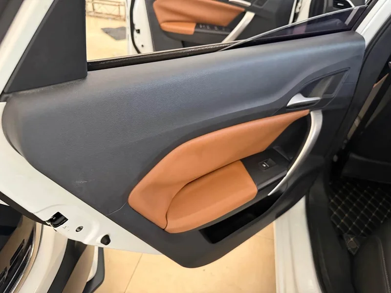 Citroën C3 sedan — фото 16