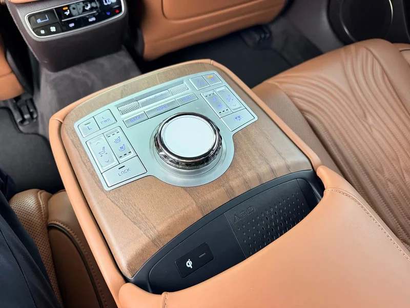 Genesis G80 — фото 16