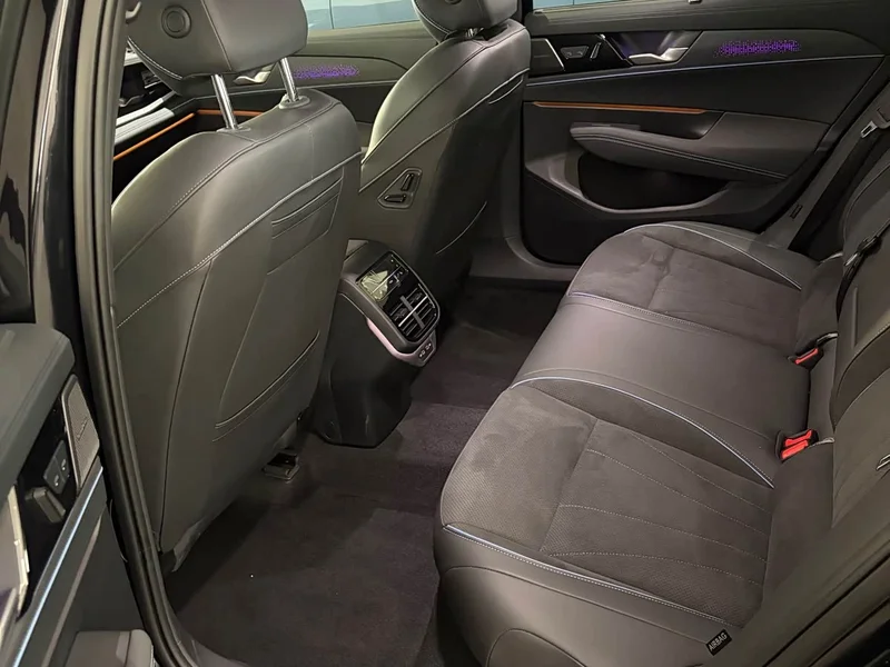 Volkswagen Passat — фото 8
