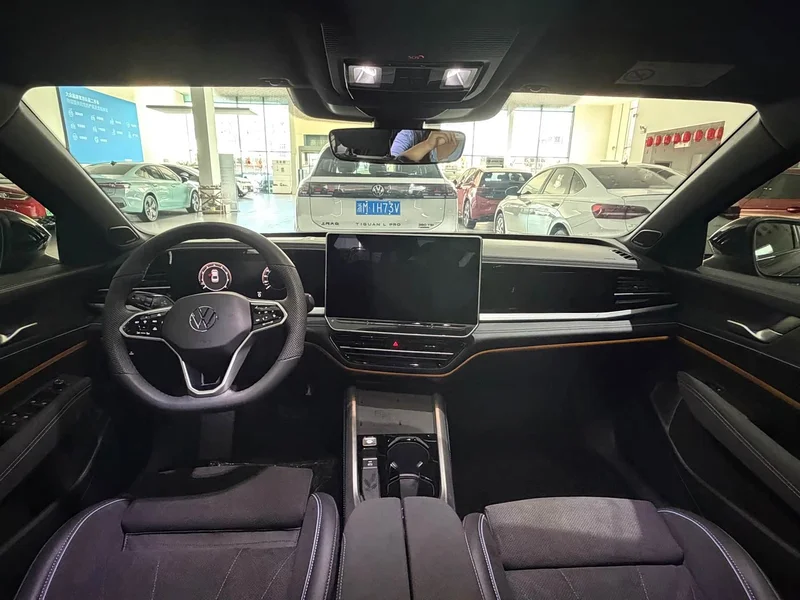 Volkswagen Passat — фото 9