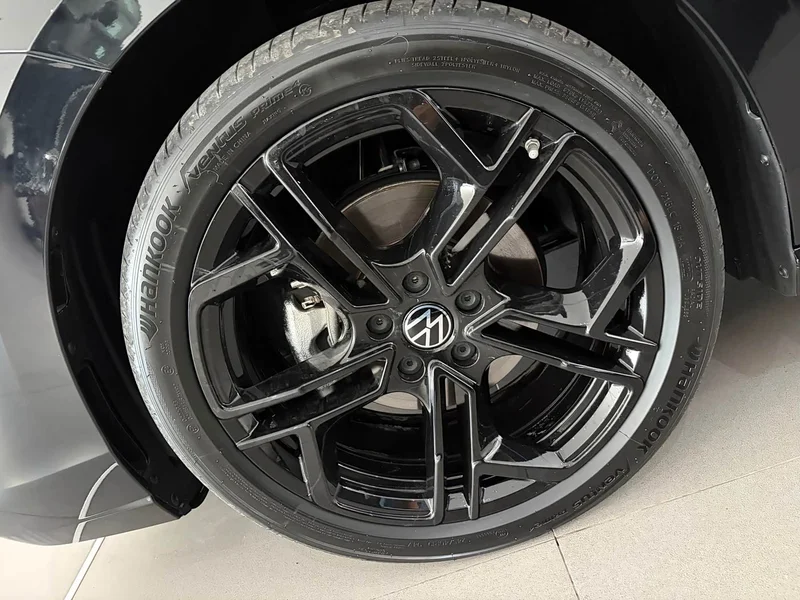 Volkswagen Passat — фото 10