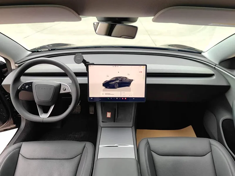Tesla Model 3 — фото 6