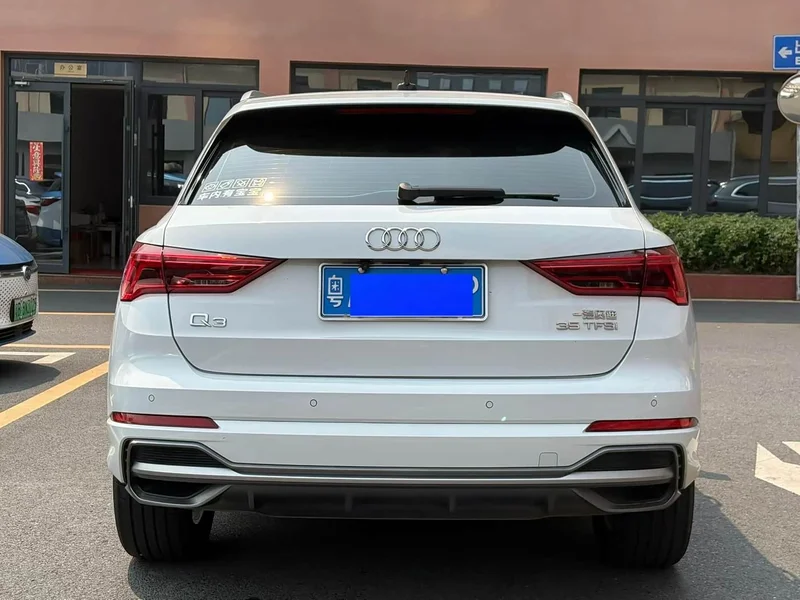 Audi Q3 — фото 6