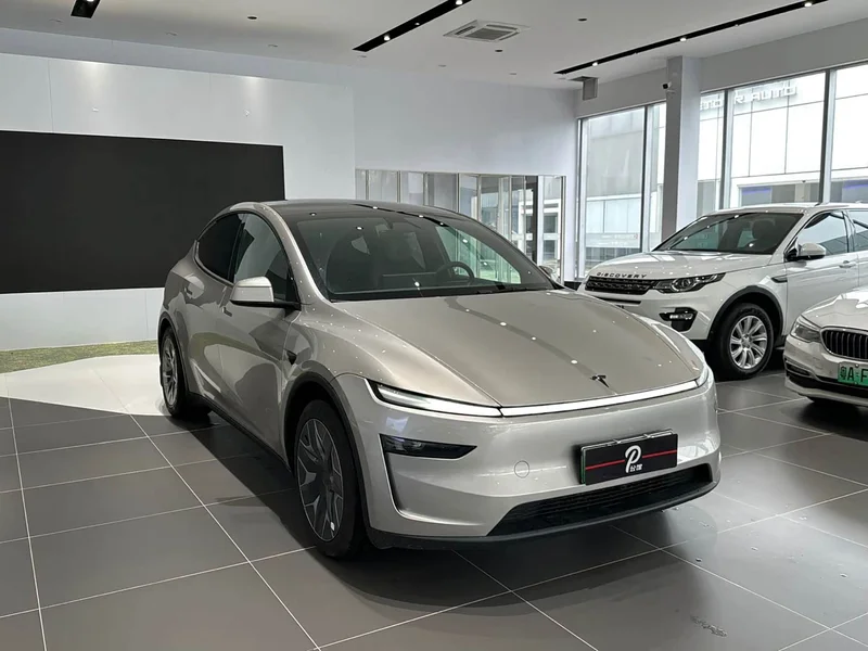 Tesla Model Y — фото 2