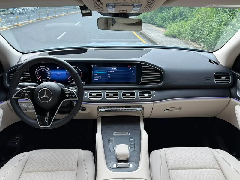 Mercedes-Benz GLE — фото 11