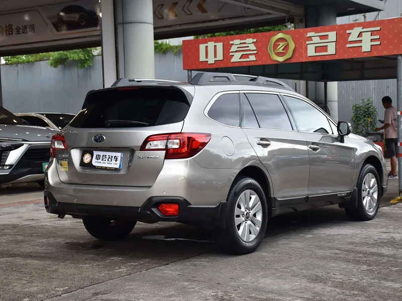 Subaru Outback — фото 20