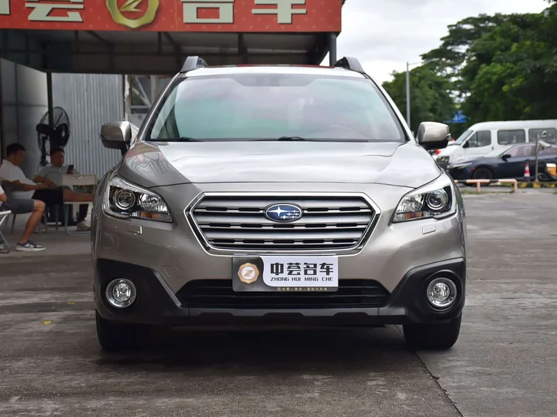 Subaru Outback — фото 2