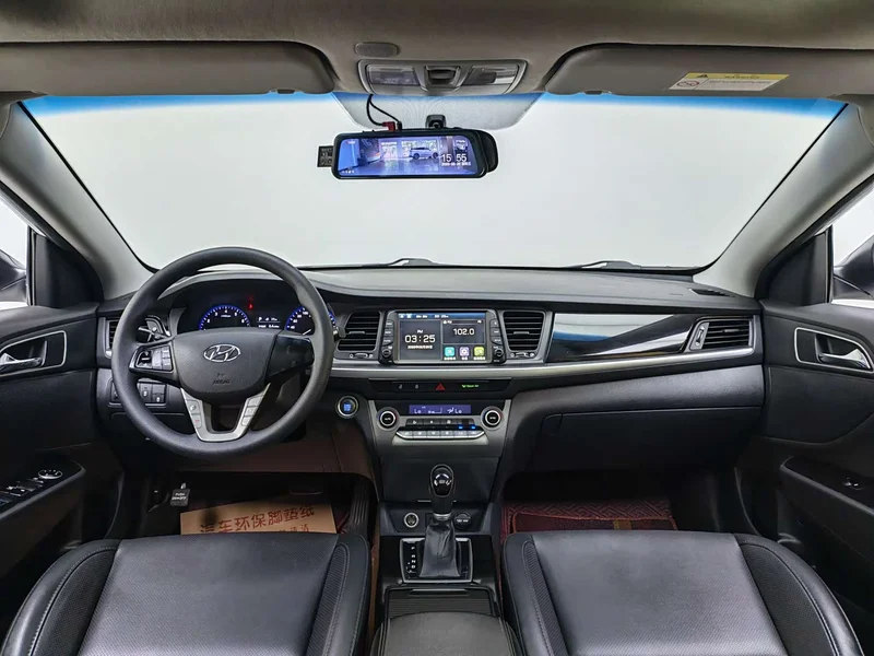 Hyundai Mistra — фото 10