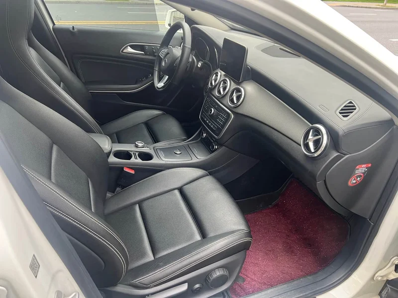 Mercedes-Benz GLA — фото 12