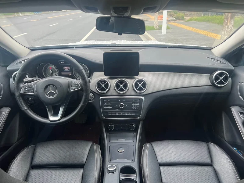Mercedes-Benz GLA — фото 4