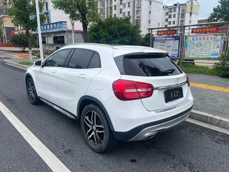 Mercedes-Benz GLA — фото 8