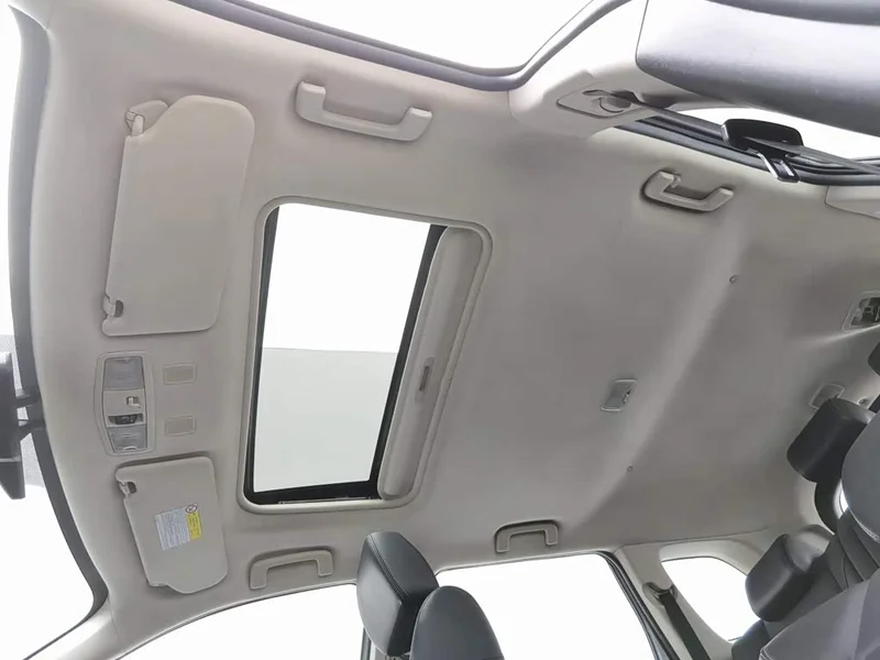 Mitsubishi Outlander — фото 14